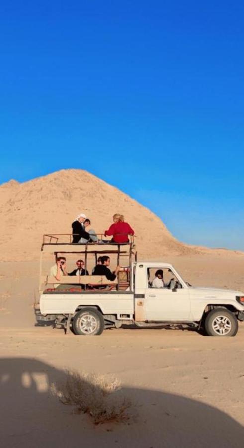 Calm Camp Bed & Breakfast Wadi Rum Exterior photo