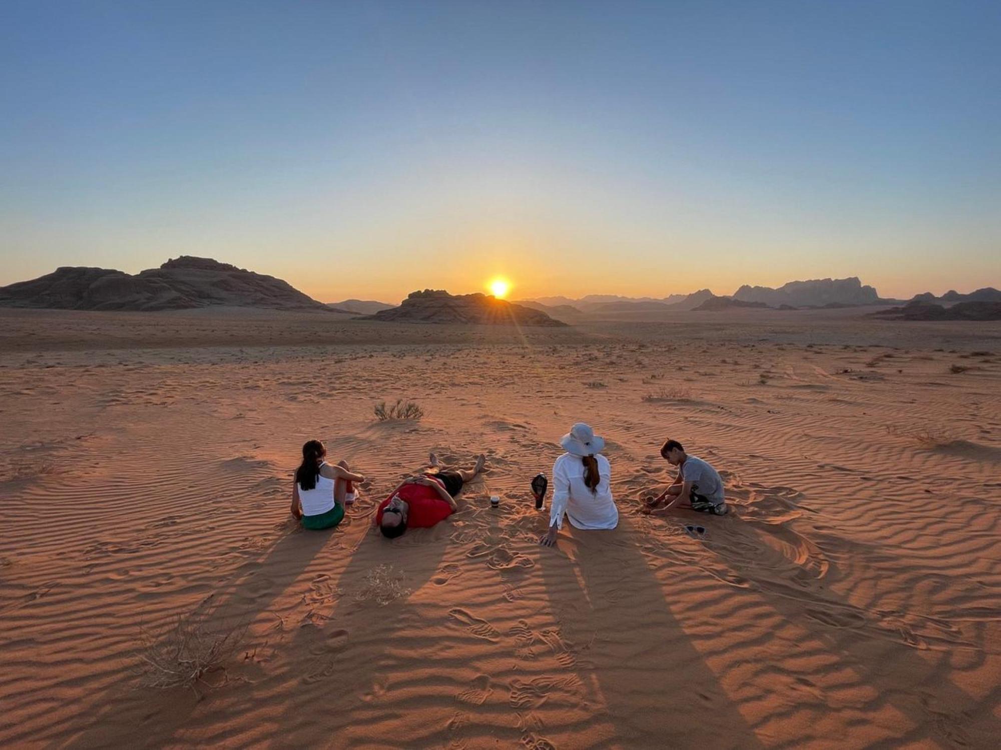 Calm Camp Bed & Breakfast Wadi Rum Exterior photo